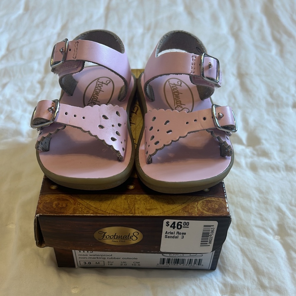 Baby girl pink sandals size 3